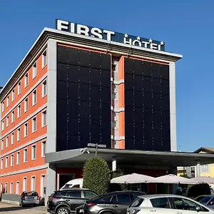 Hotell First Malpensa Case Nuove (Lombardy)